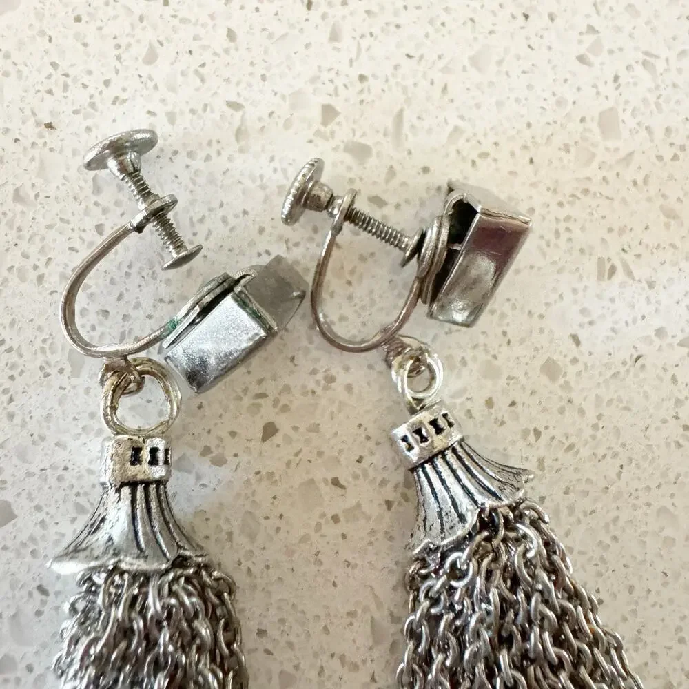 Vintage‎ Silver Tone Chain Tassel Screw On Earrings